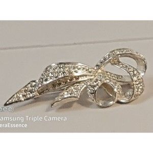 Vintage CORO Clear Rhinestones Silver tone Ribbon Brooch Pin Cluster Spray 2.25"